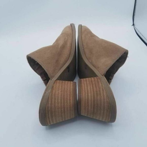 American Eagle Outfitters Womens Mules Heels Shoes Beige Slip On Pointed Toe 6 - Picture 2 of 6
